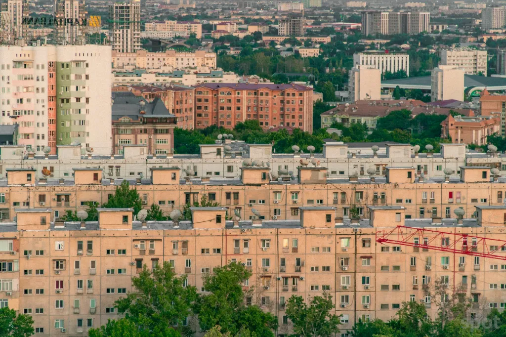 2024-yil yakunlari: O‘zbekiston ko‘chmas mulk bozorida nimalar yuz berdi va 2025-yilda nimalarni kutish kerak. CMWP tahlili va kompaniya rahbari Denis Sokolovning bozor o‘zgarishlari haqidagi fikrlari.