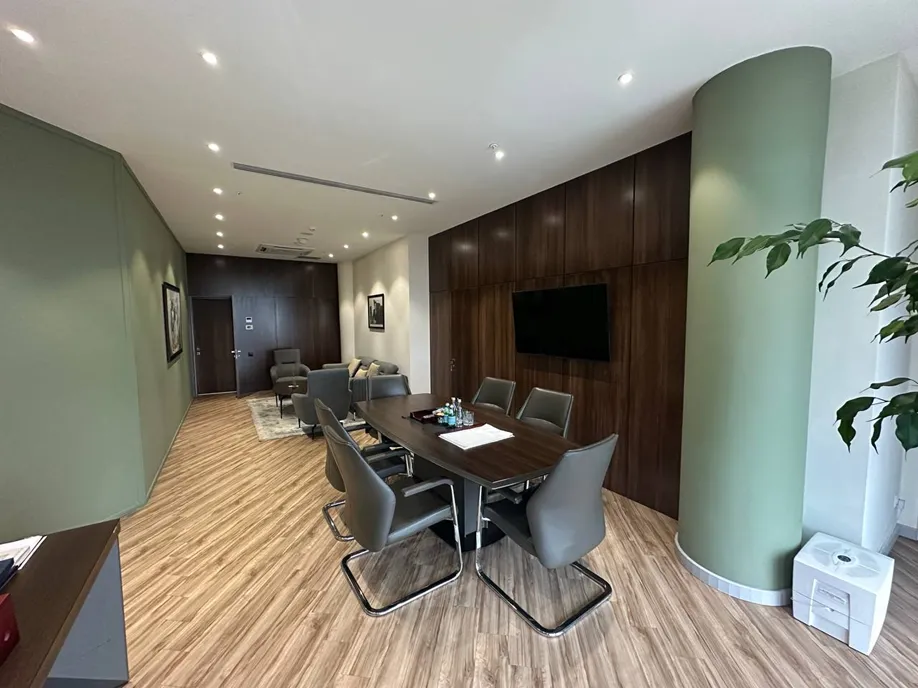 Office Rental with Renovation — 7