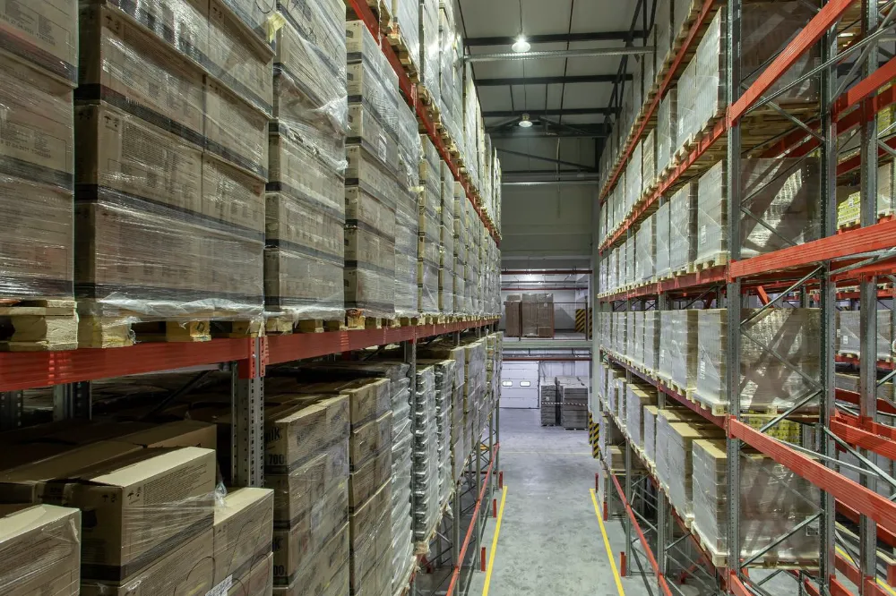 Logistics Center - Almazar — 1
